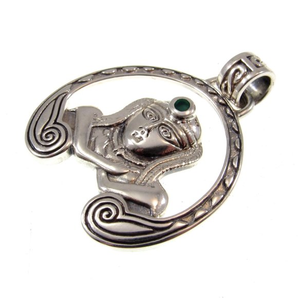 Solid 925 Sterling Silver Celtic Goddess ANU Pendant with Green Agate Gemstone - Picture 4 of 5